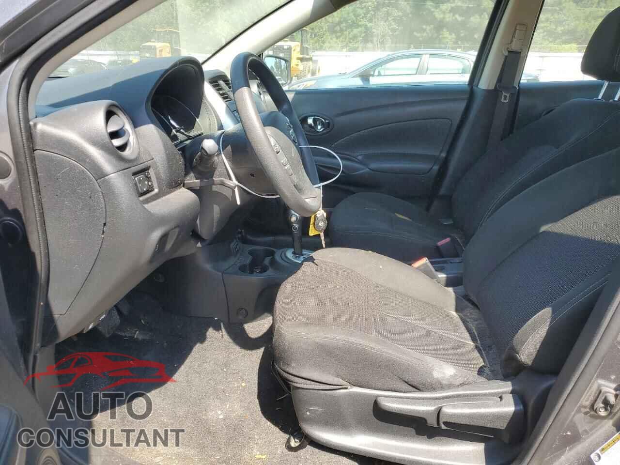 NISSAN VERSA 2019 - 3N1CN7AP3KL825641