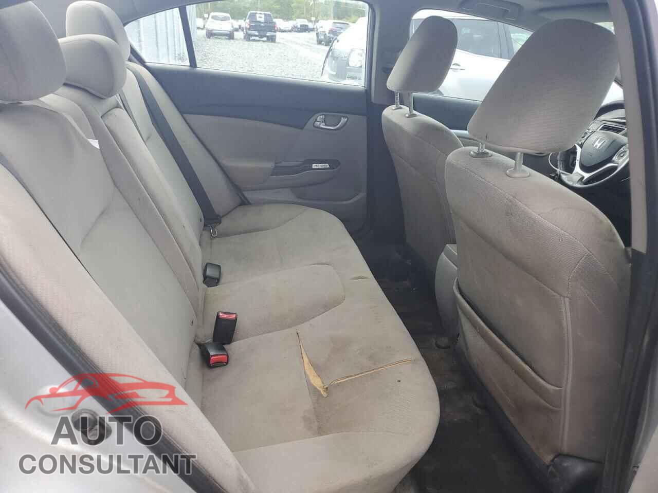 HONDA CIVIC 2013 - 2HGFB2E57DH020754