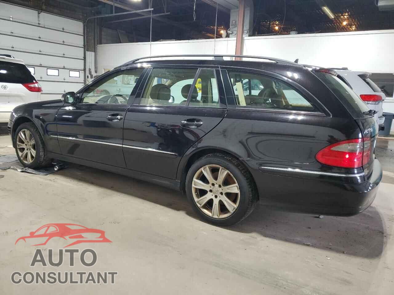 MERCEDES-BENZ E-CLASS 2009 - WDBUH87X99B423820