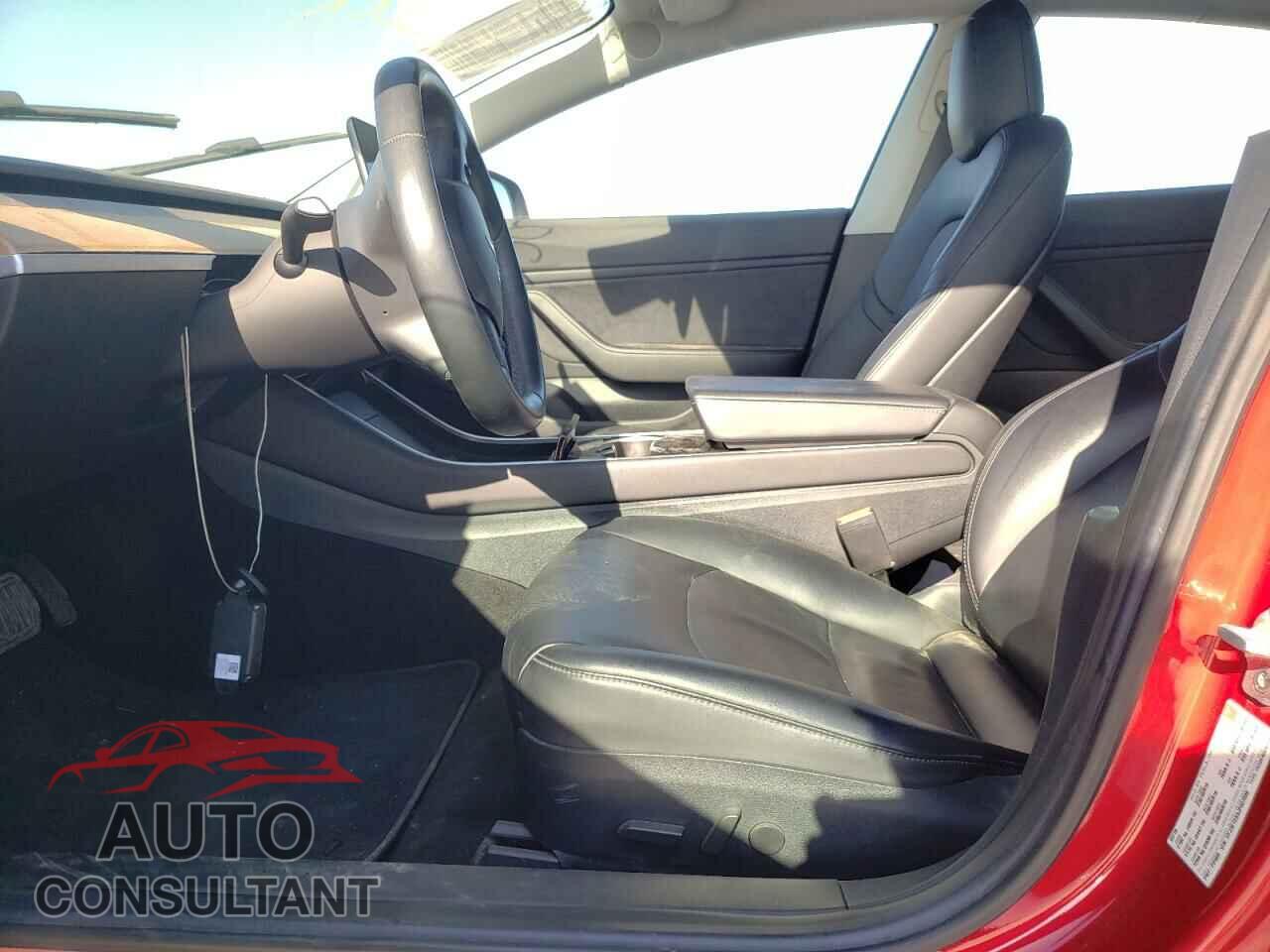 TESLA MODEL 3 2018 - 5YJ3E1EA9JF007098
