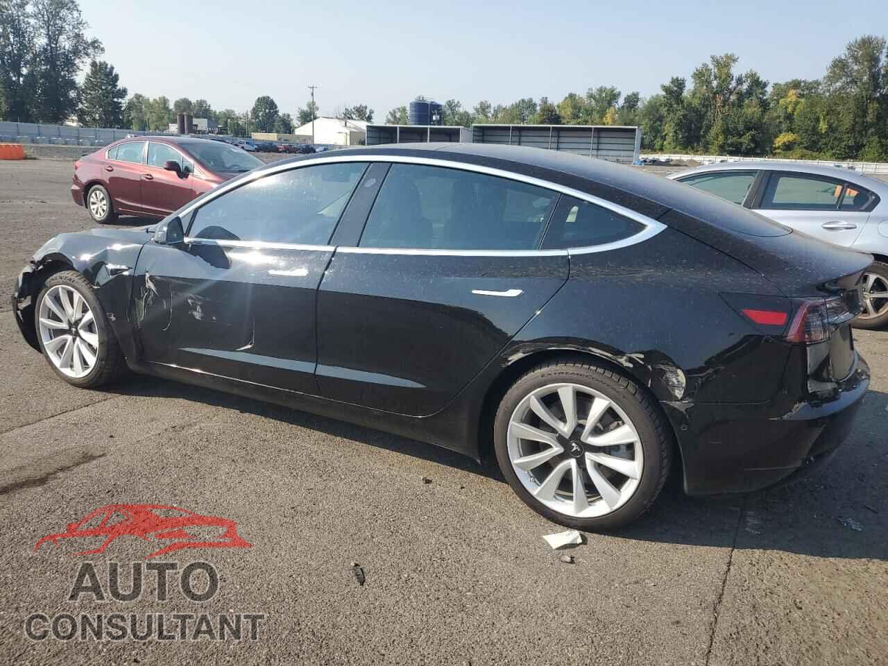 TESLA MODEL 3 2019 - 5YJ3E1EB0KF194399