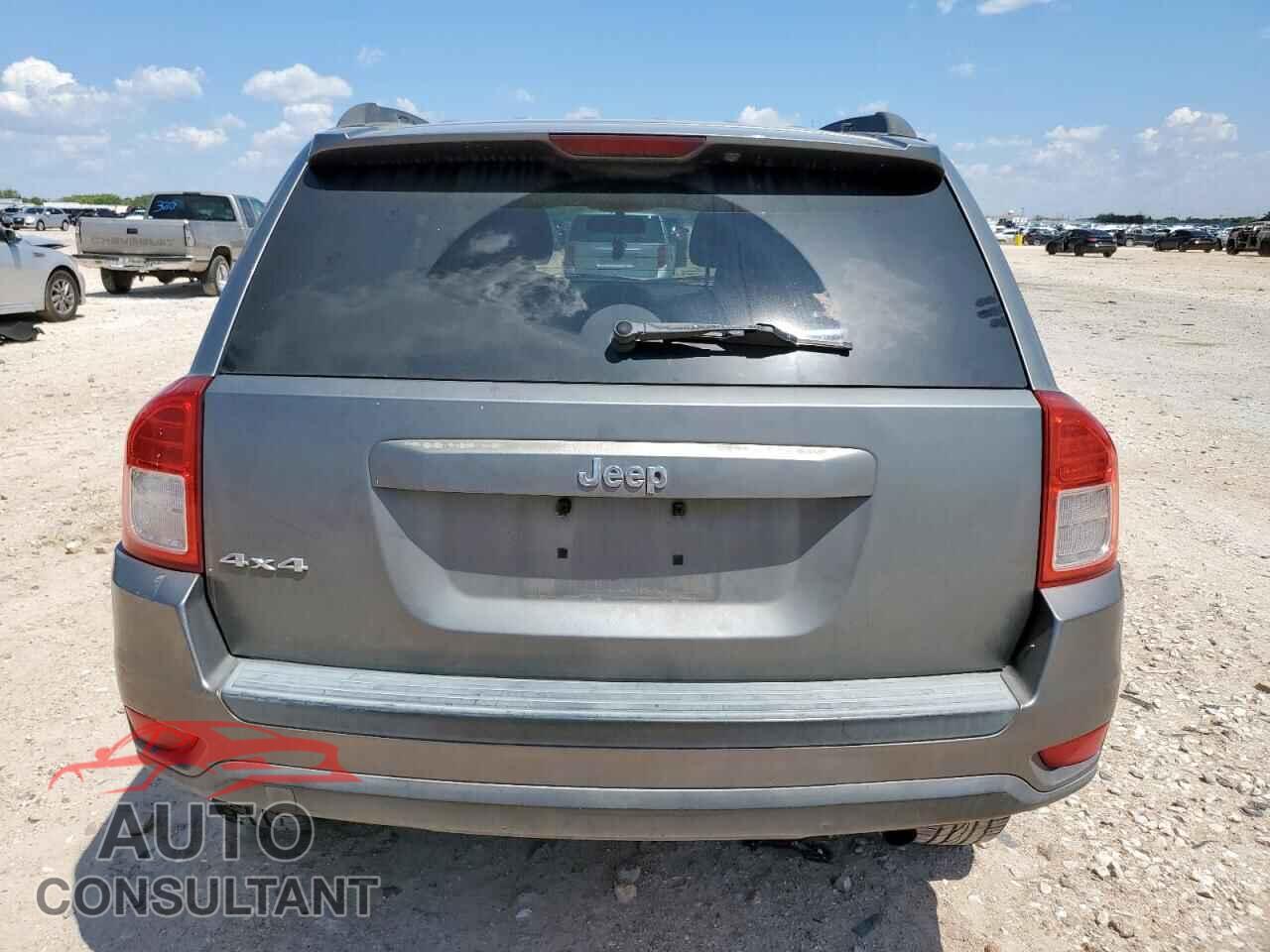 JEEP COMPASS 2011 - 1J4NF1FB3BD216577