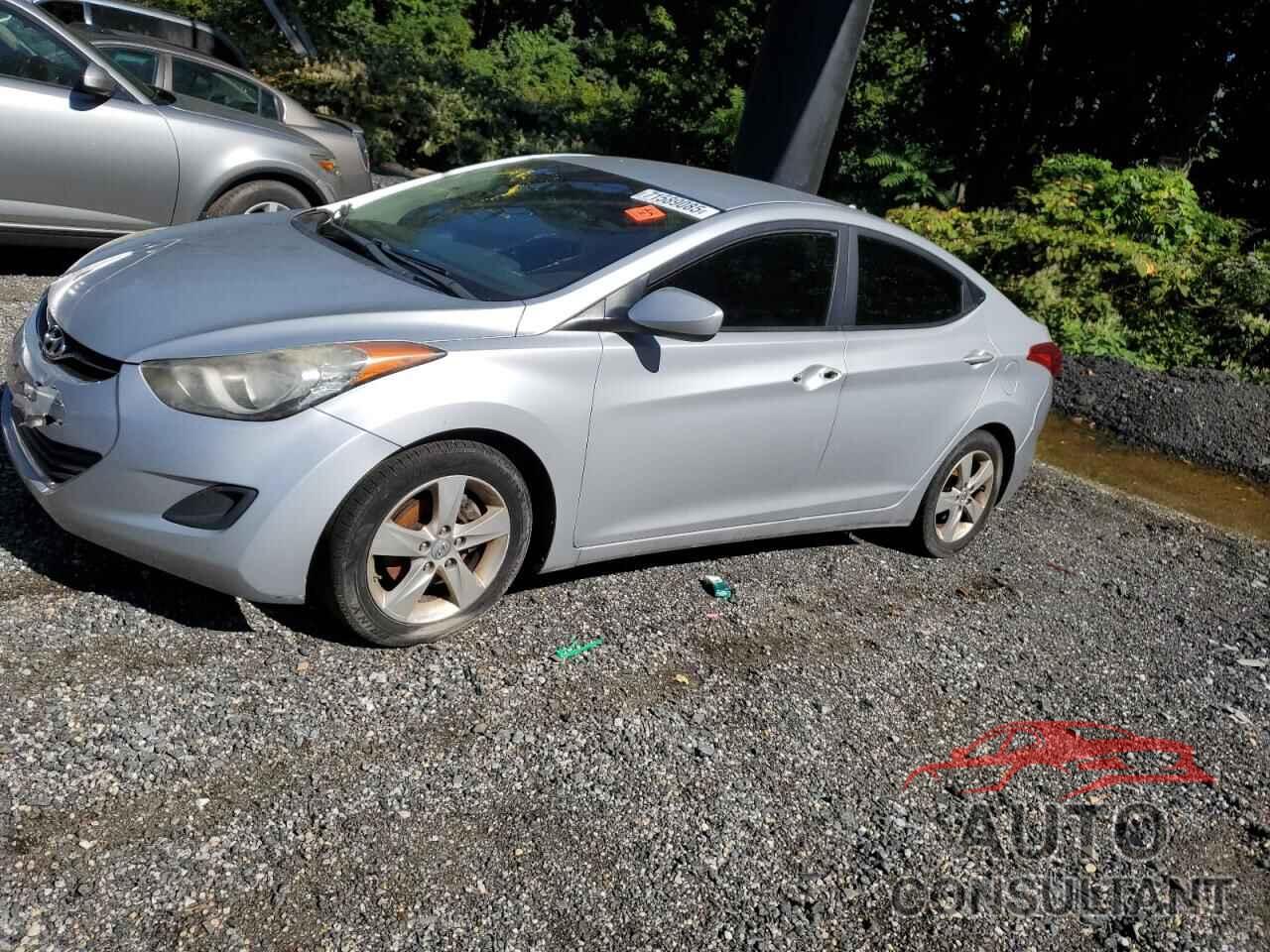 HYUNDAI ELANTRA 2011 - 5NPDH4AEXBH054245
