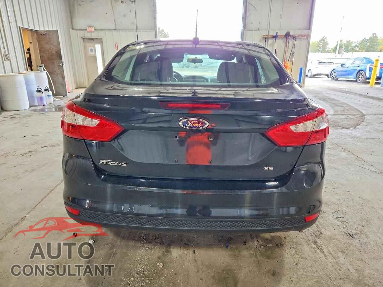 FORD FOCUS 2014 - 1FADP3F25EL424552