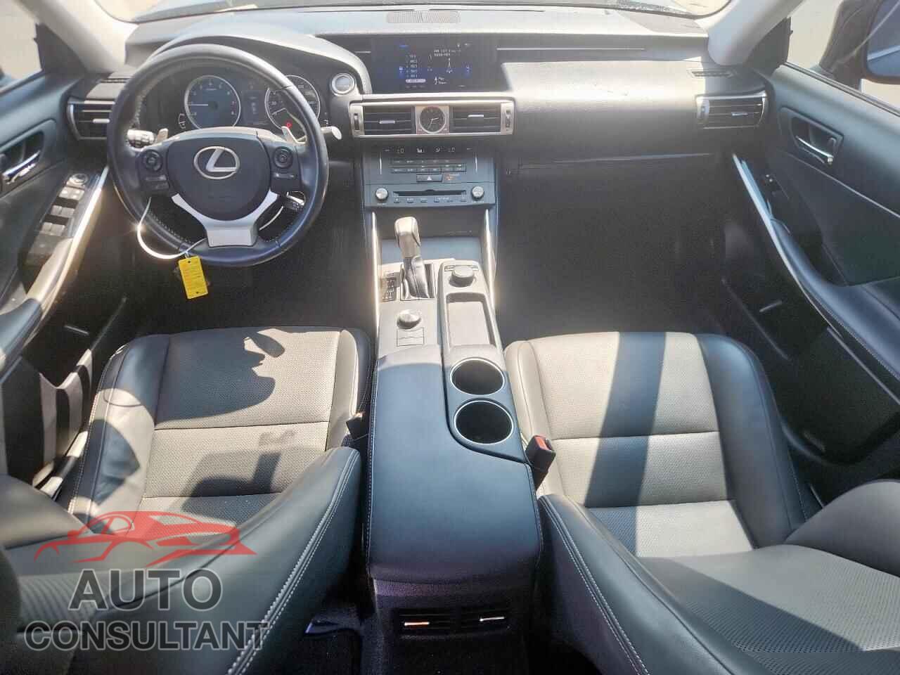 LEXUS IS 2016 - JTHBA1D20G5016993