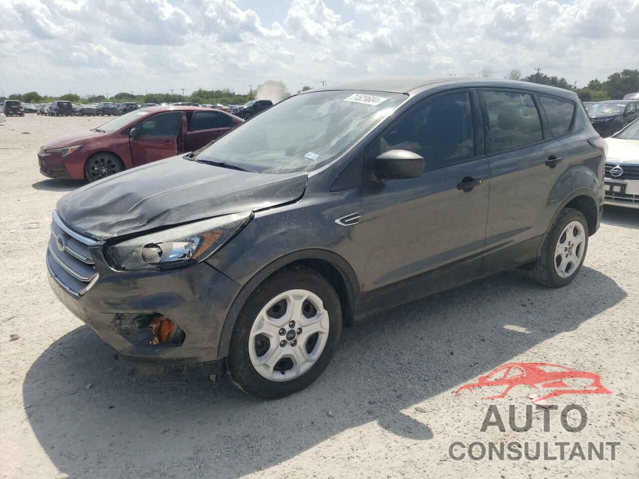 FORD ESCAPE 2018 - 1FMCU0F70JUA54281