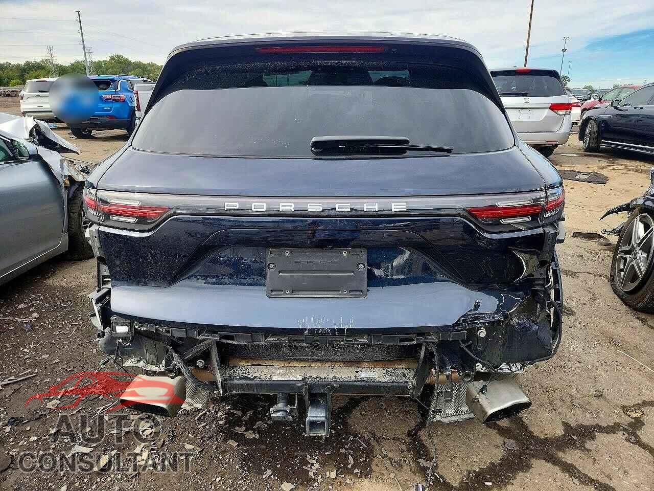 PORSCHE CAYENNE 2019 - WP1AA2AY8KDA07273