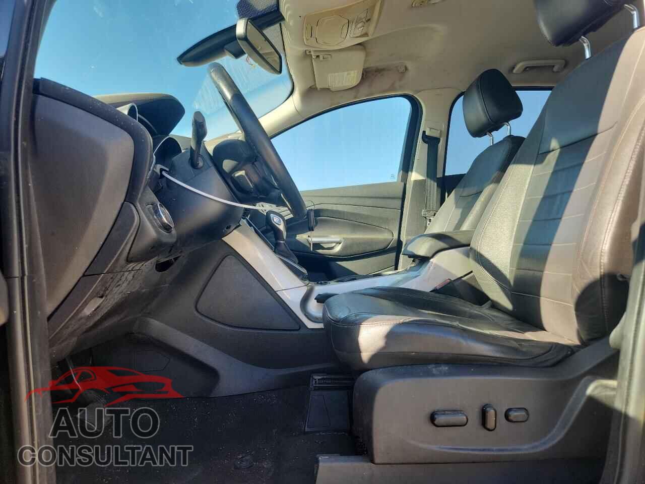 FORD ESCAPE 2013 - 1FMCU0HX5DUC47401