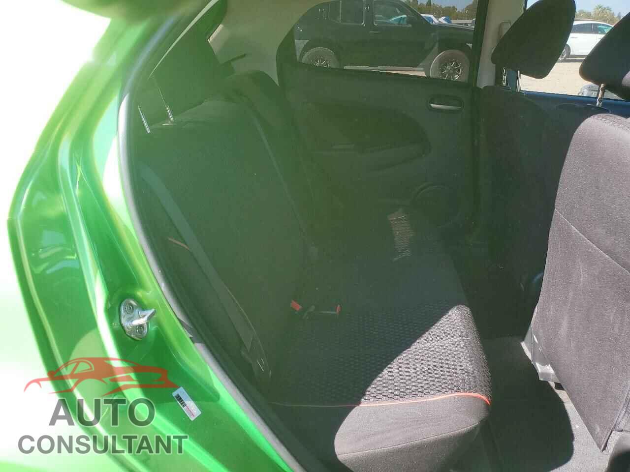 MAZDA 2 2011 - JM1DE1HZ3B0130806
