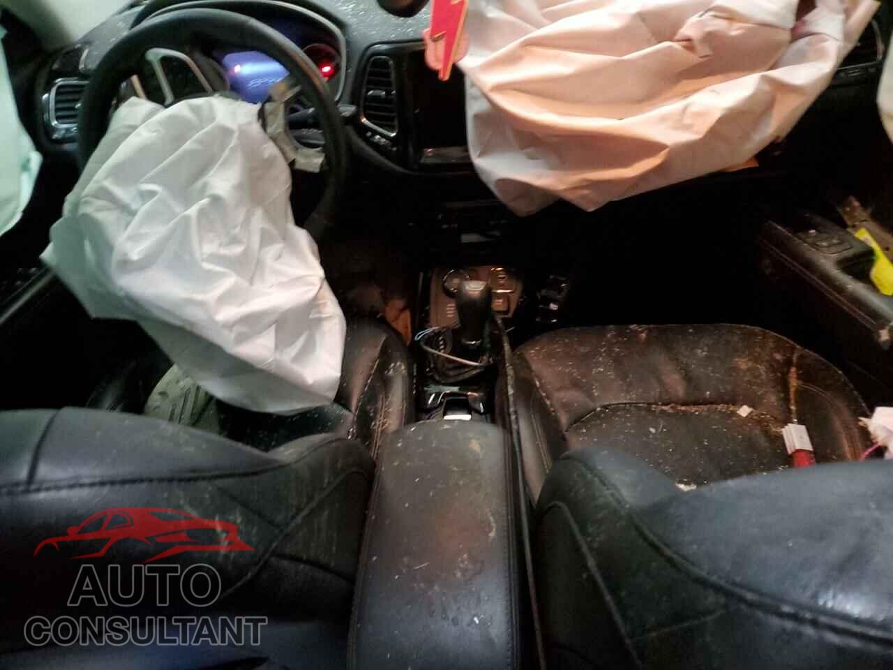 JEEP COMPASS 2018 - 3C4NJDCB4JT372565