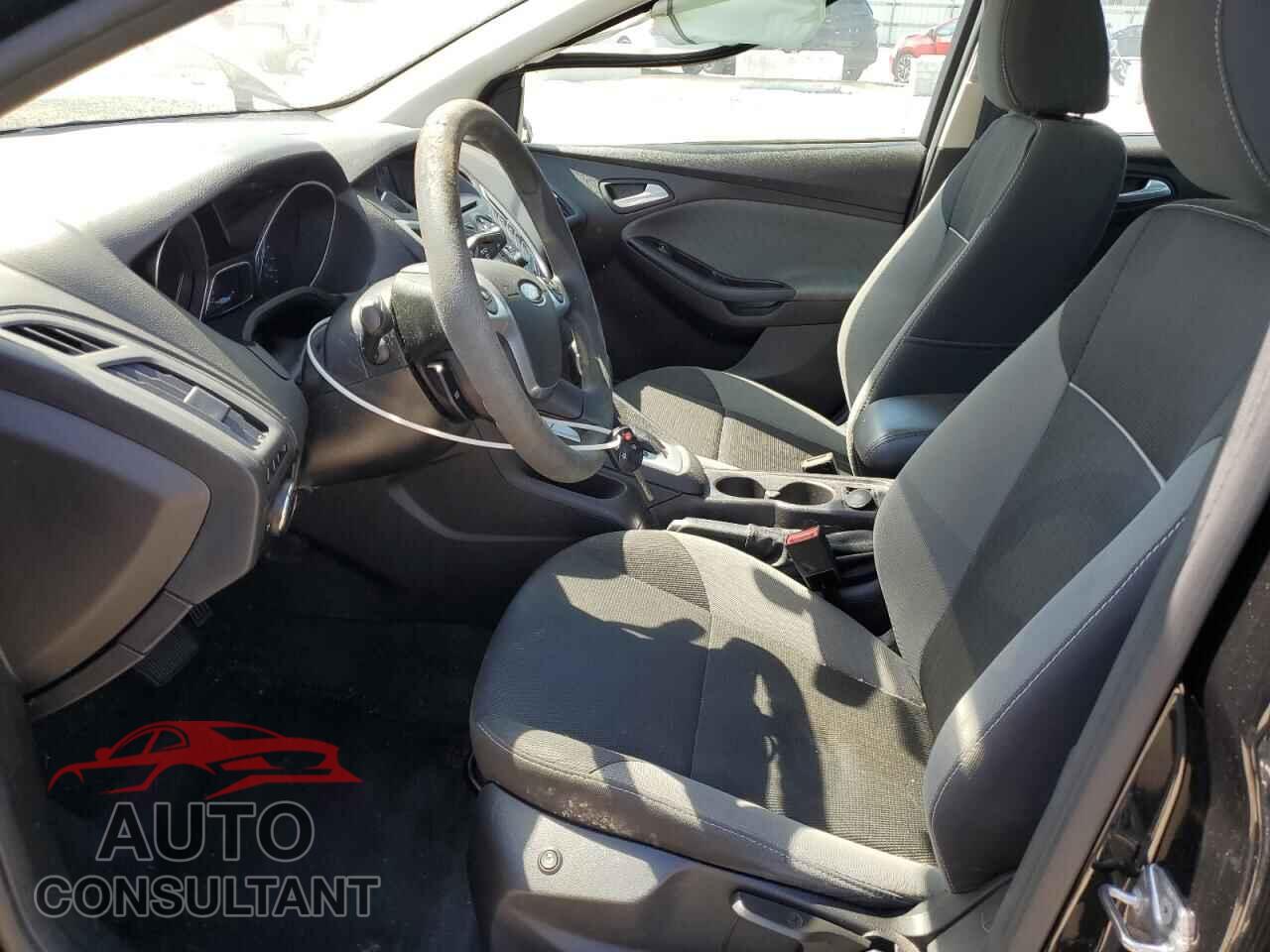 FORD FOCUS 2014 - 1FADP3F27EL449954