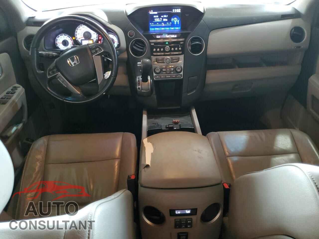HONDA PILOT 2013 - 5FNYF3H58DB005246