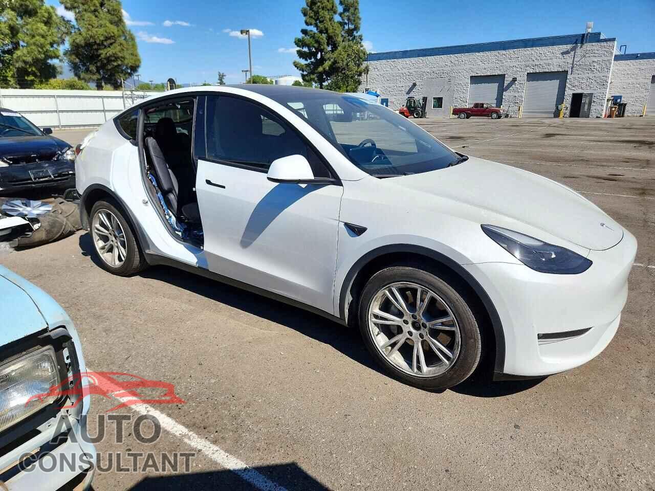 TESLA MODEL Y 2023 - 7SAYGDEE2PF793326