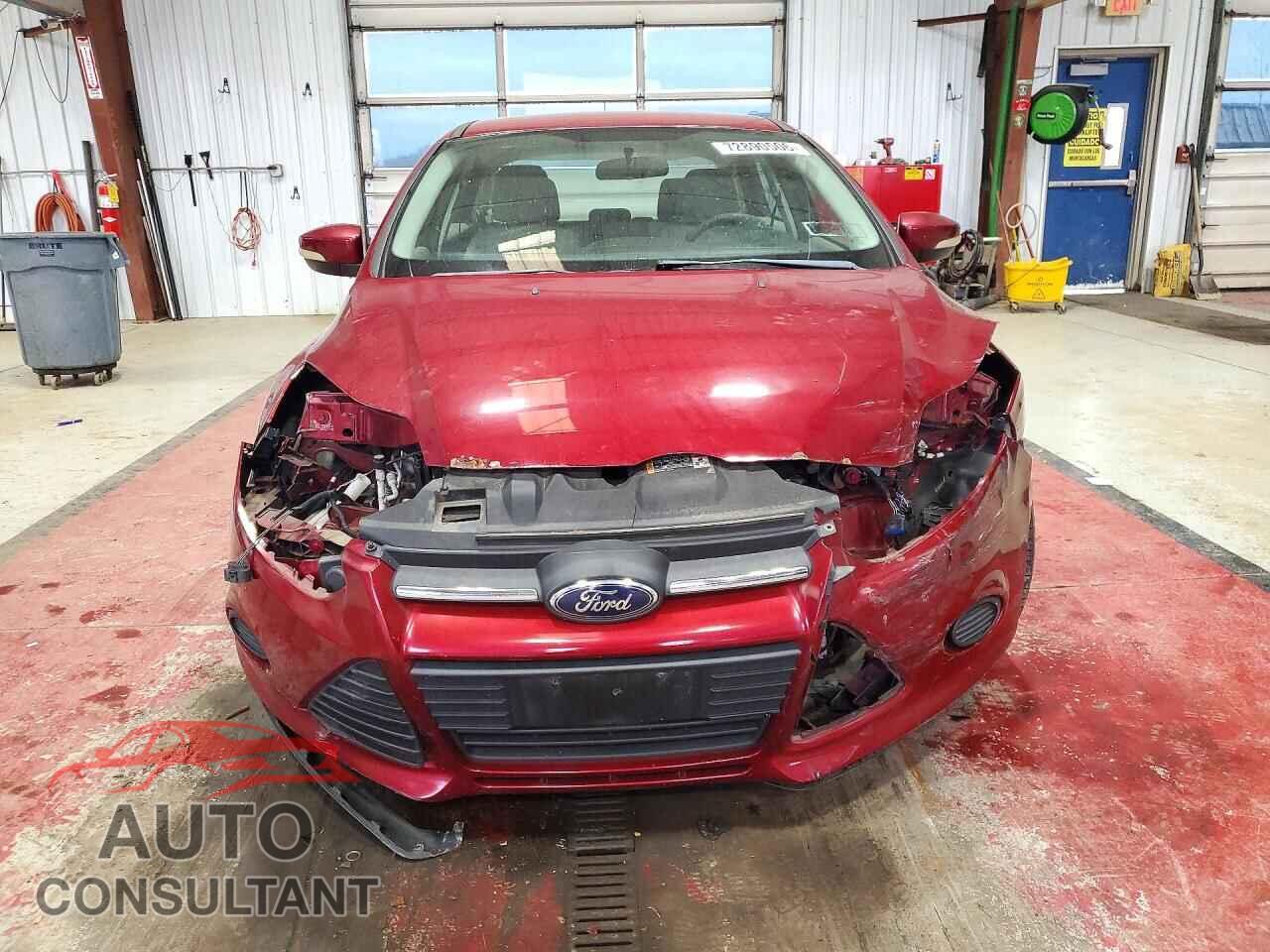 FORD FOCUS 2014 - 1FADP3F2XEL297670