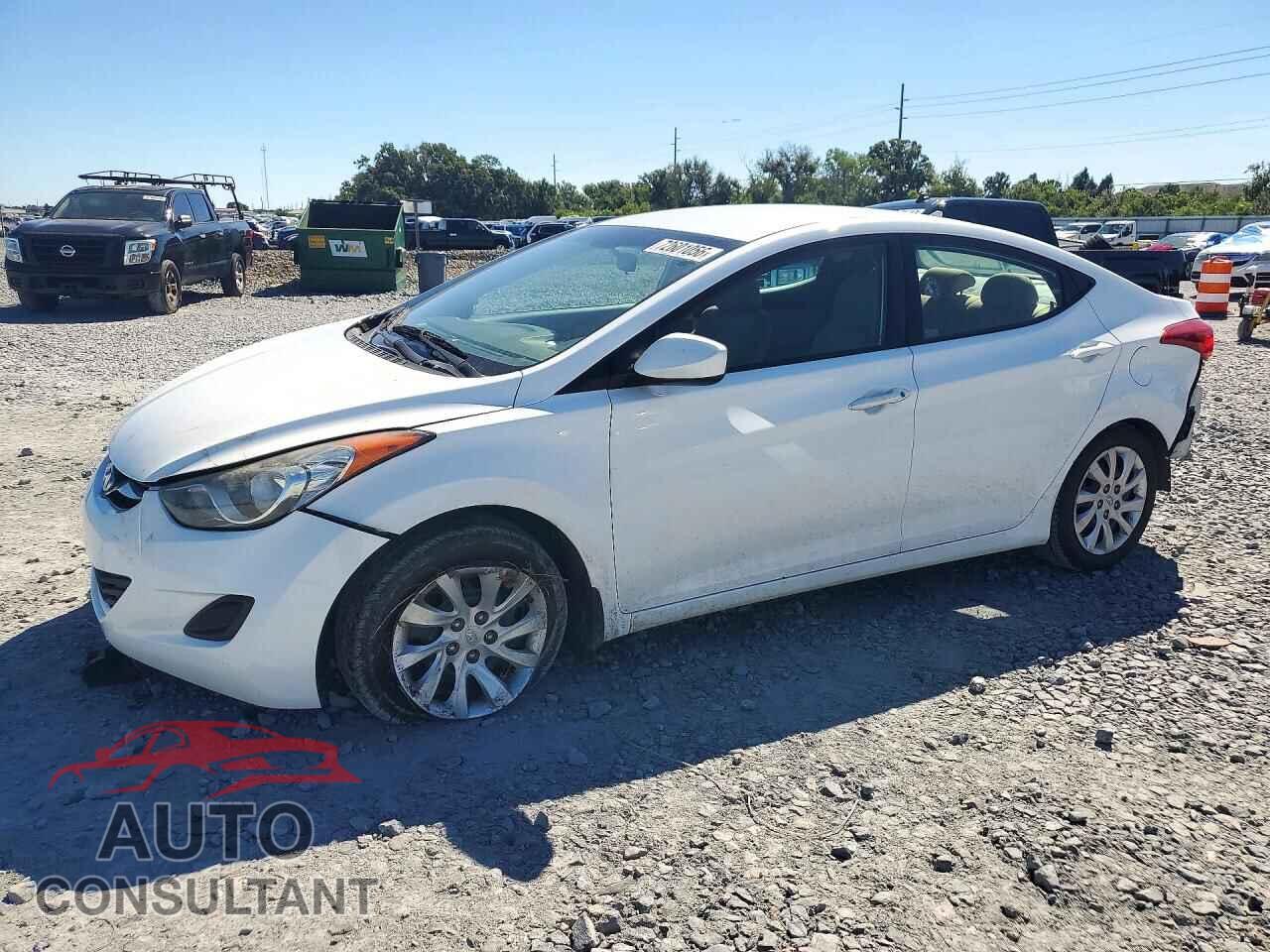 HYUNDAI ELANTRA 2012 - 5NPDH4AE5CH149605