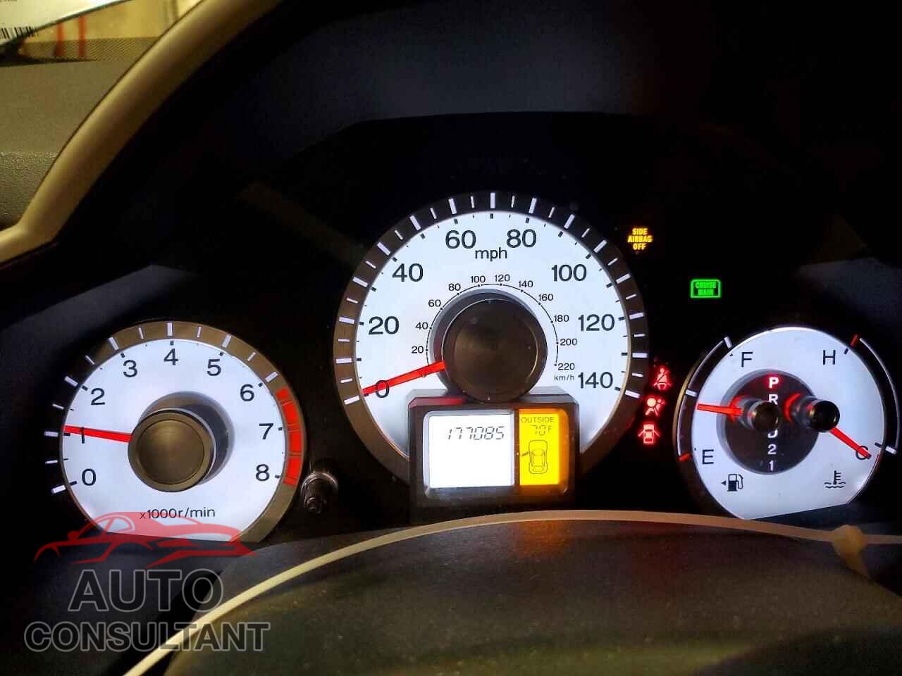 HONDA PILOT 2011 - 5FNYF4H69BB056380