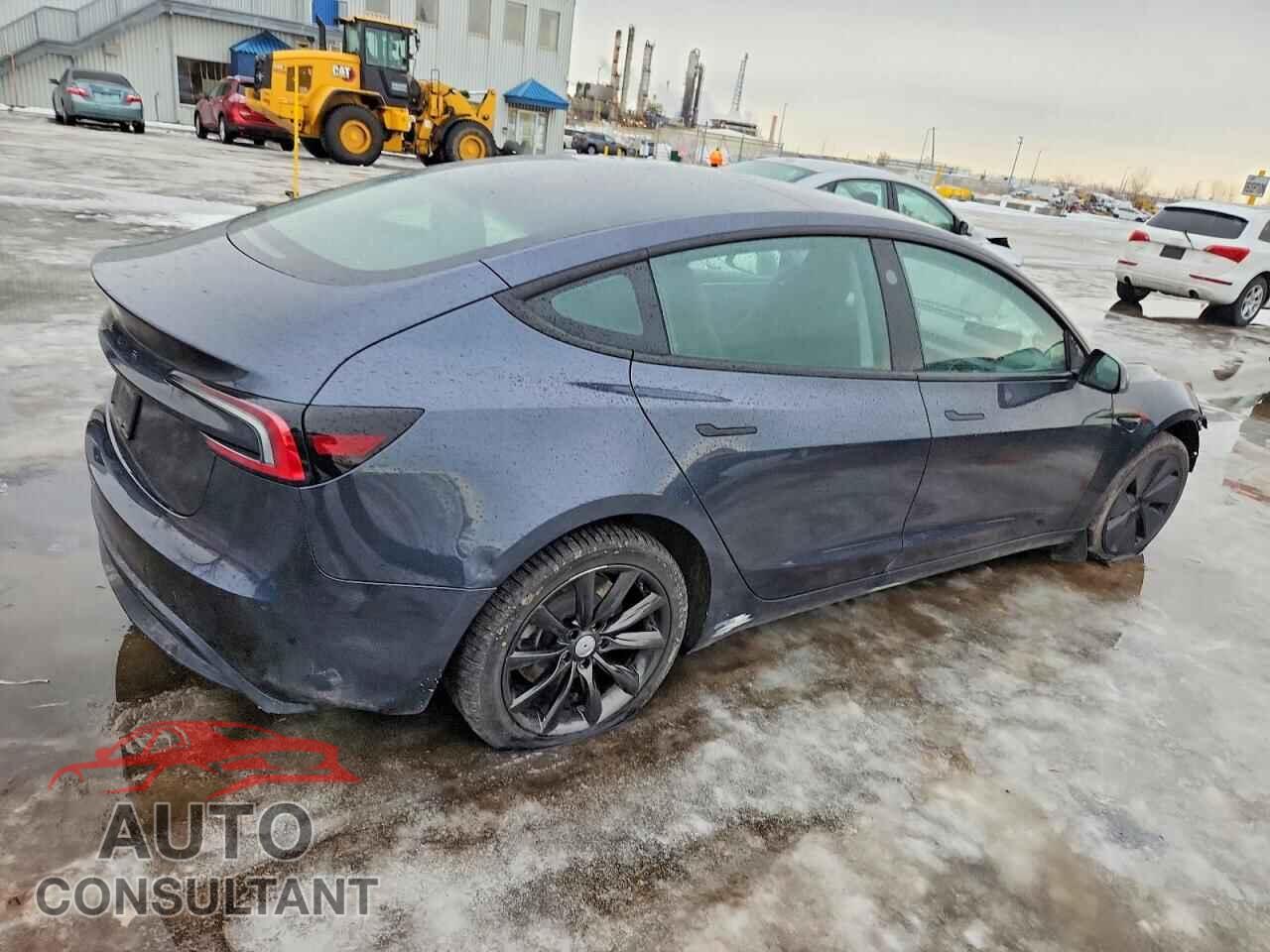 TESLA MODEL 3 2024 - LRW3E7FA7RC102394