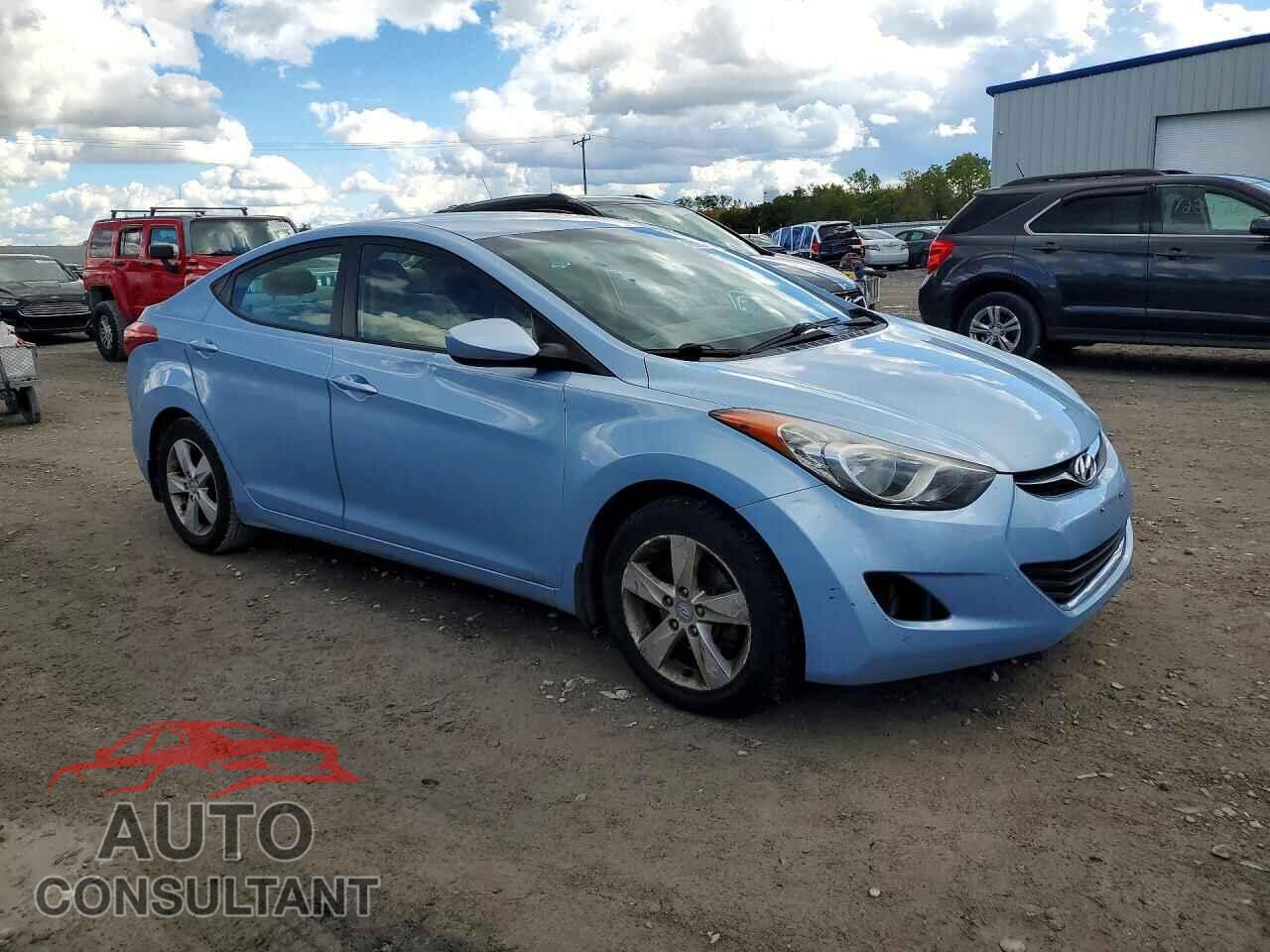 HYUNDAI ELANTRA 2013 - KMHDH4AE2DU658084