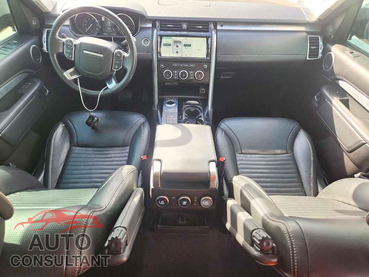 LAND ROVER DISCOVERY 2017 - SALRTBBV7HA013944