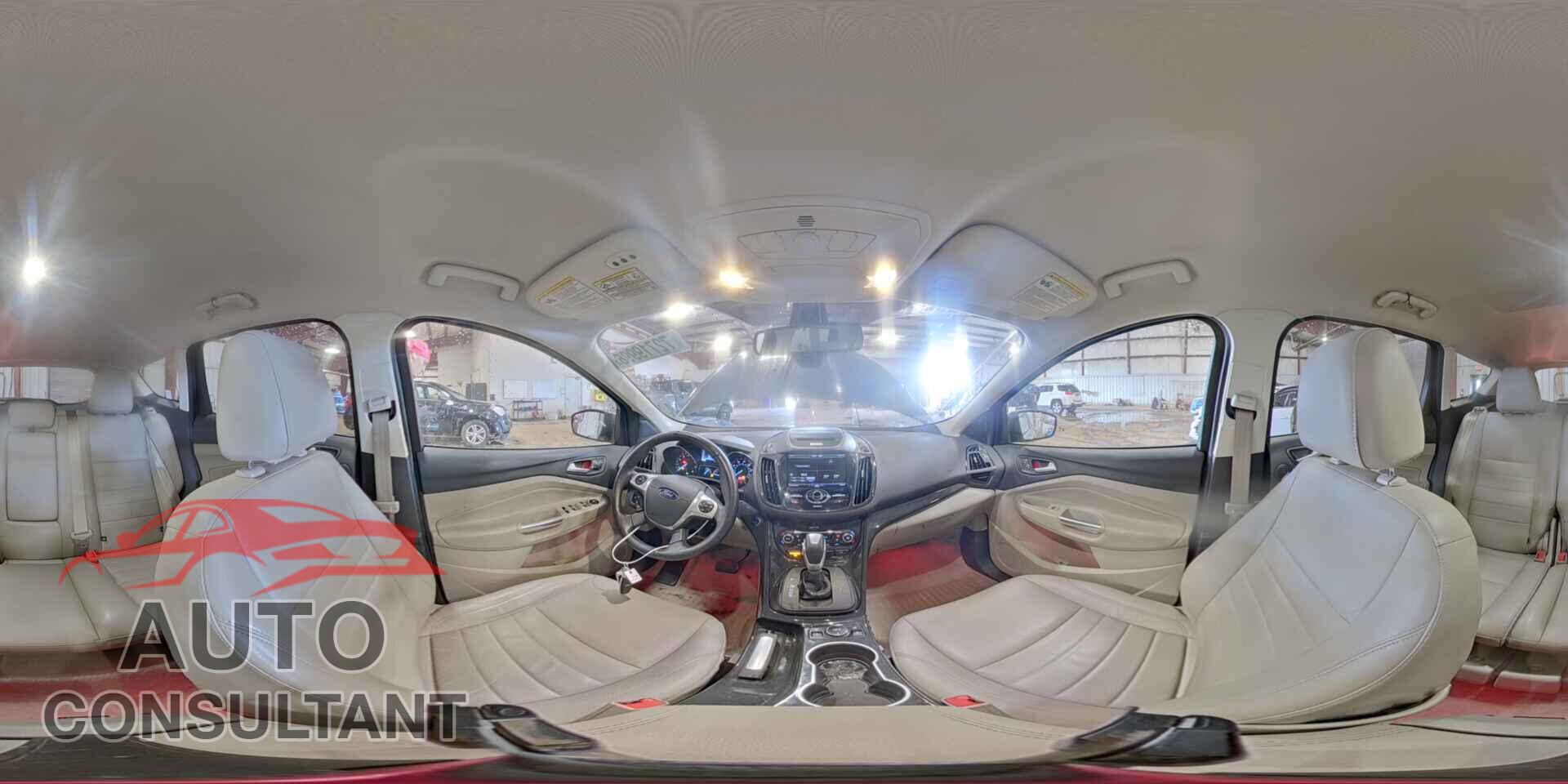 FORD ESCAPE 2015 - 1FMCU9J95FUC04650