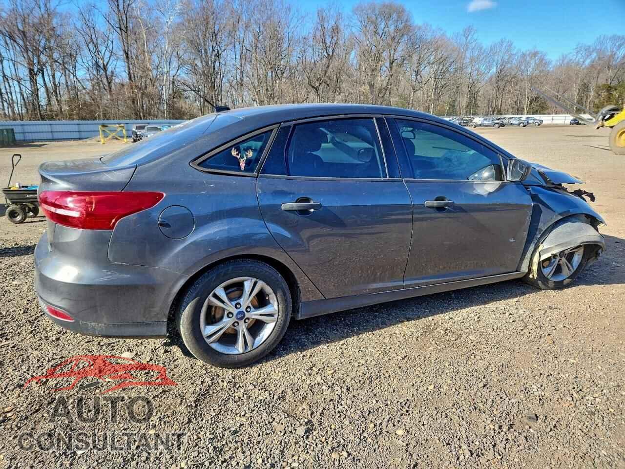 FORD FOCUS 2015 - 1FADP3E25FL228467