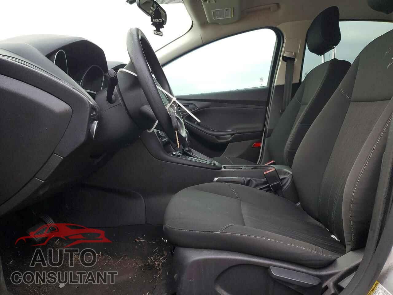 FORD FOCUS 2016 - 1FADP3E25GL314914