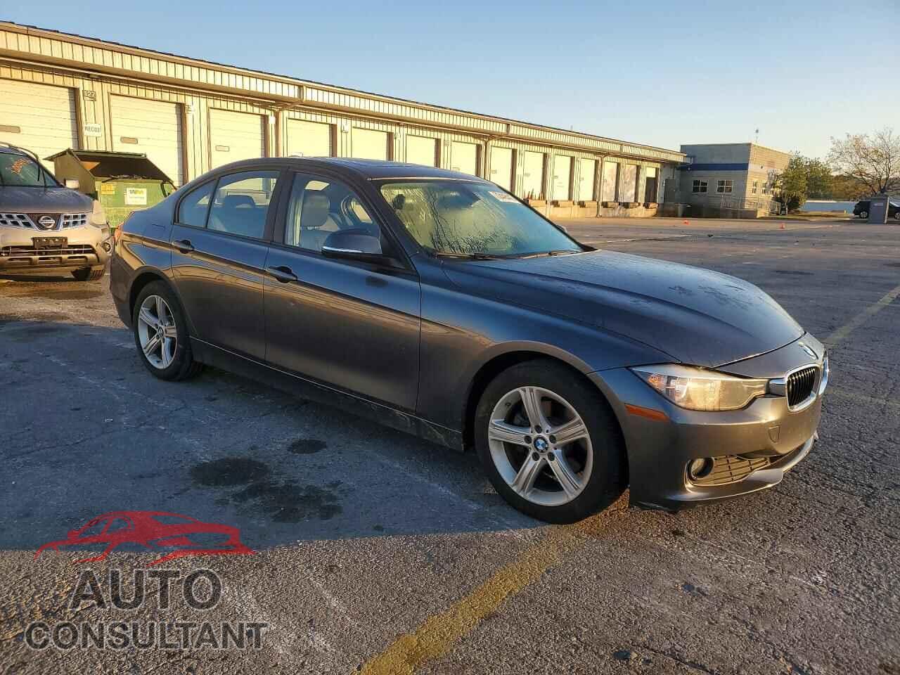 BMW 3 SERIES 2013 - WBA3C3C57DF978895