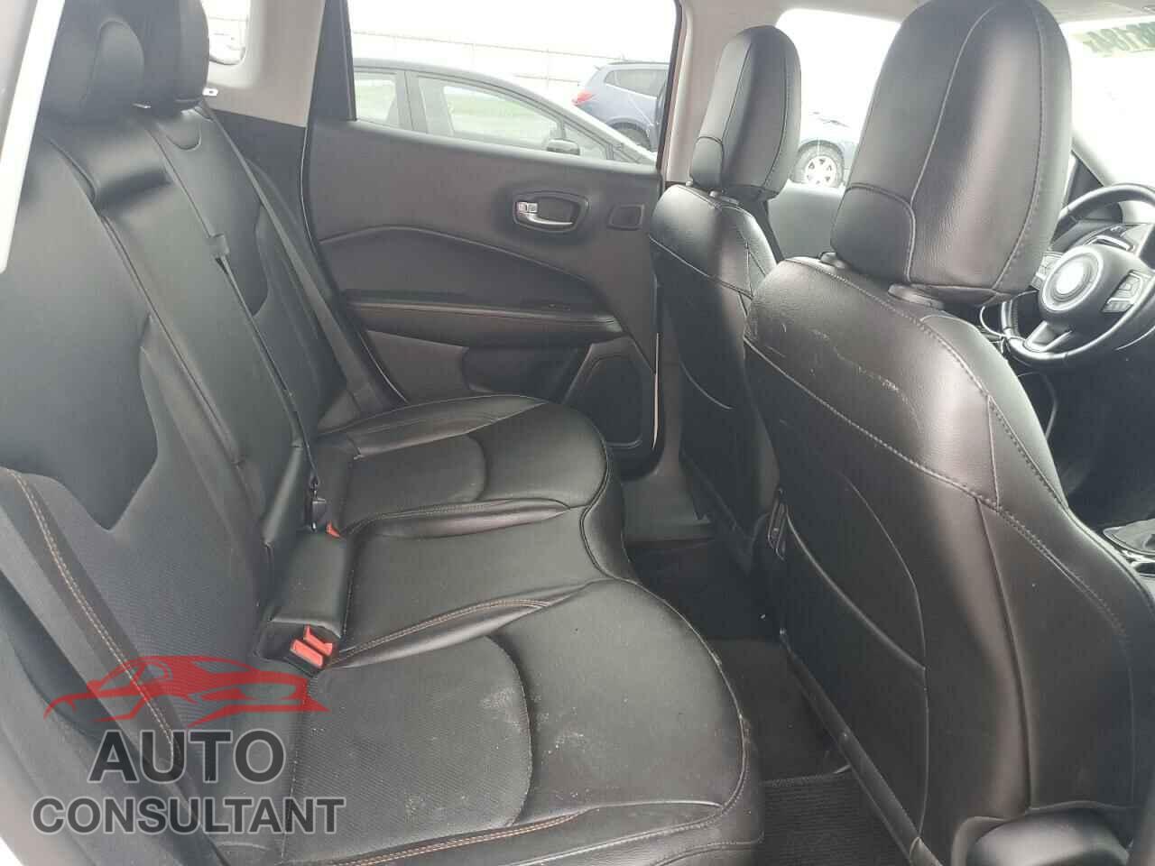 JEEP COMPASS 2021 - 3C4NJDCB3MT529541