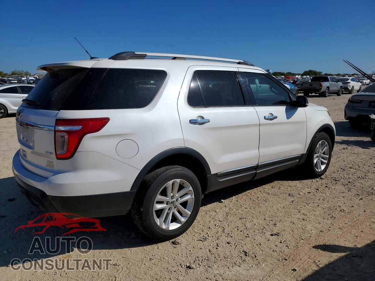 FORD EXPLORER 2011 - 1FMHK8D85BGA18317