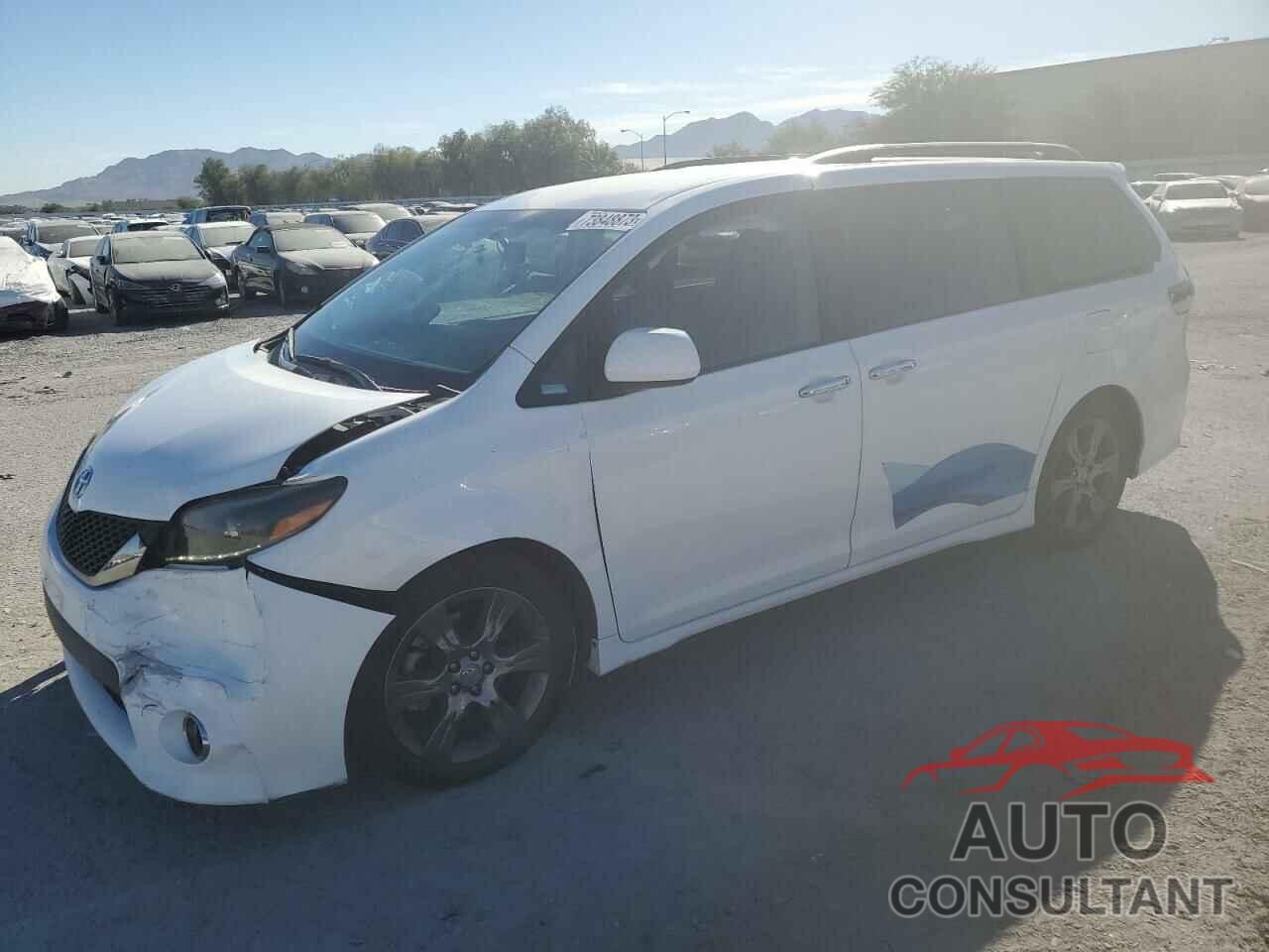 TOYOTA SIENNA 2015 - 5TDXK3DC9FS670764