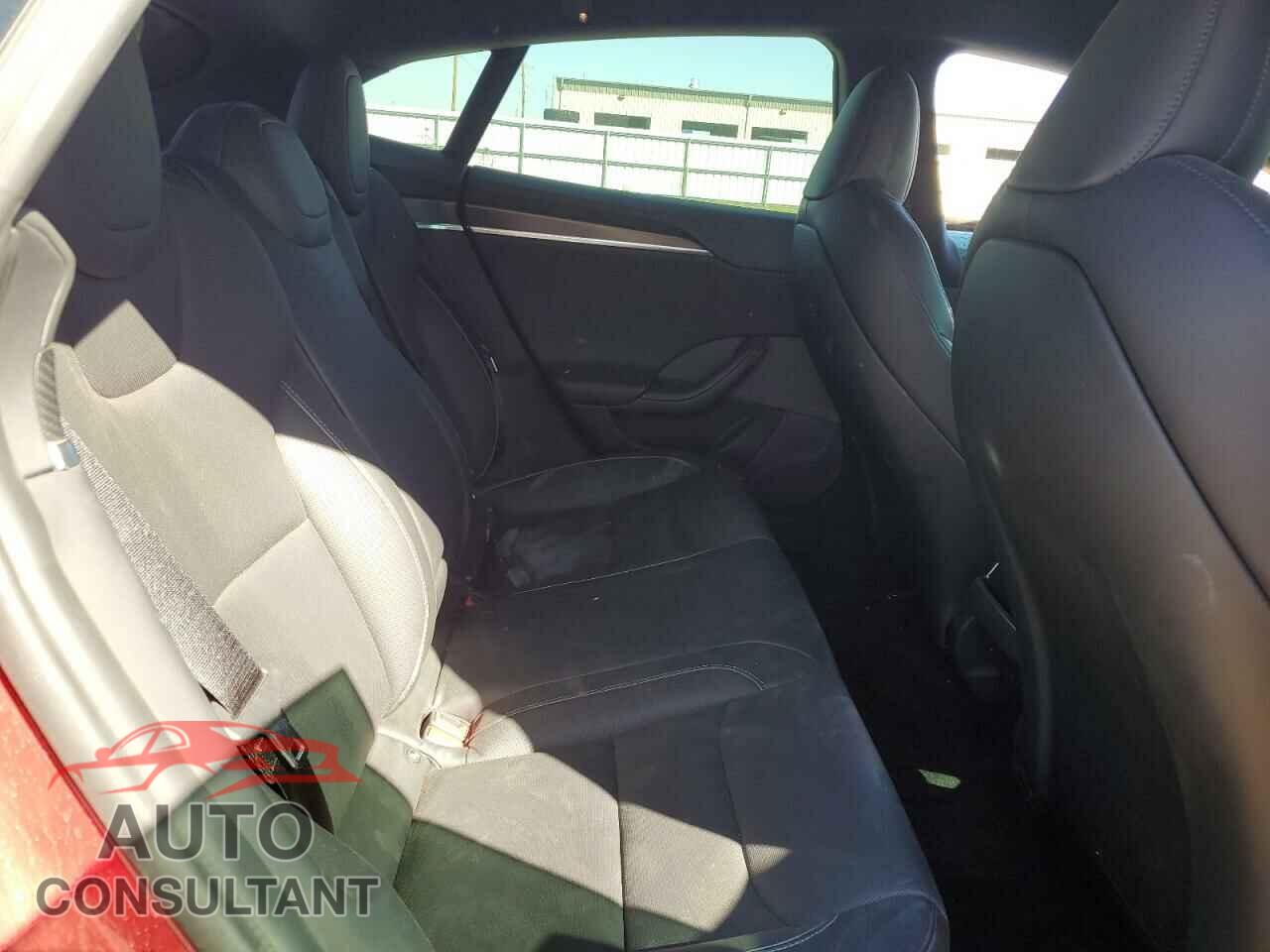 TESLA MODEL S 2021 - 5YJSA1E68MF451449