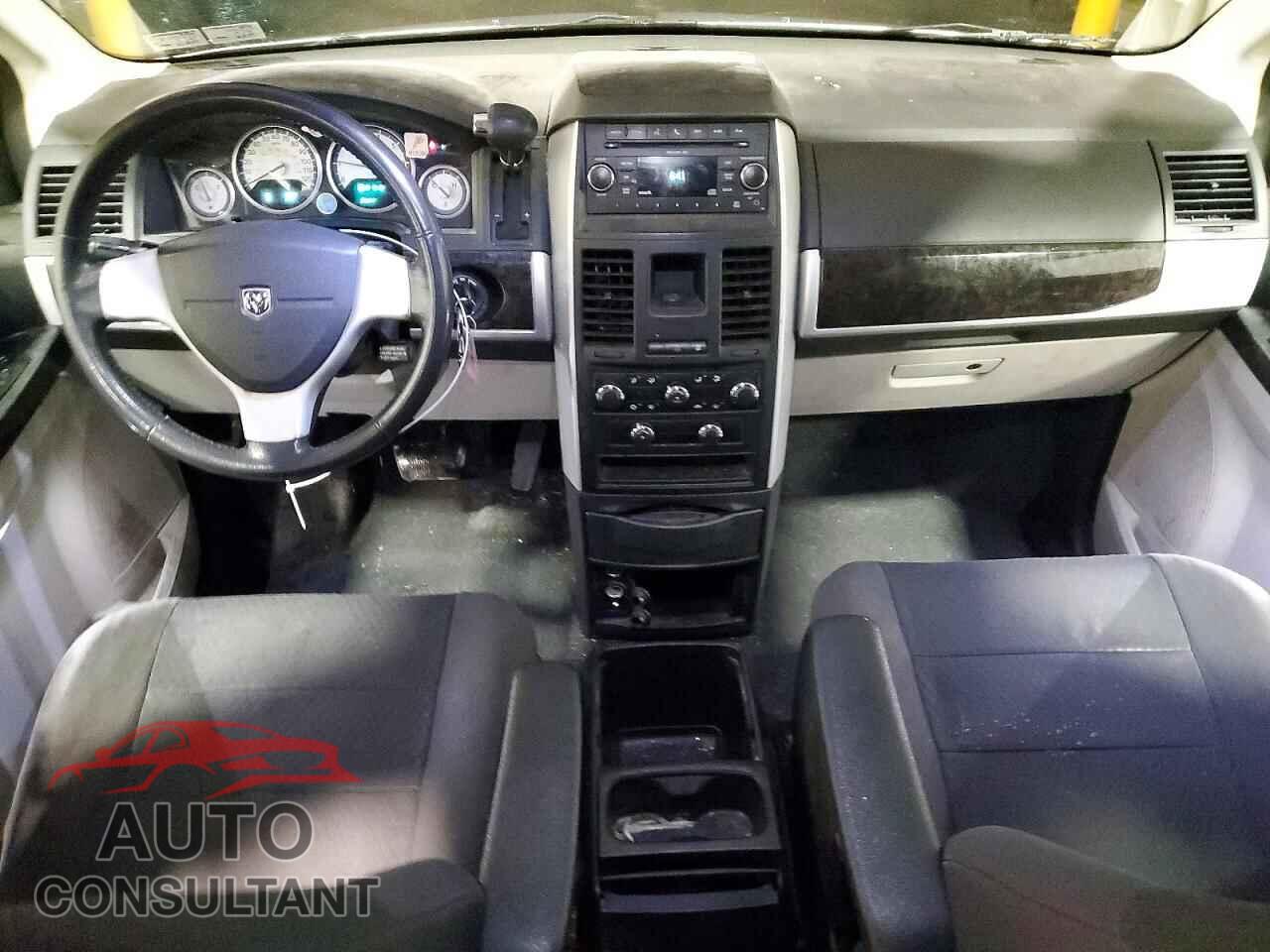 DODGE CARAVAN 2010 - 2D4RN5D10AR496792