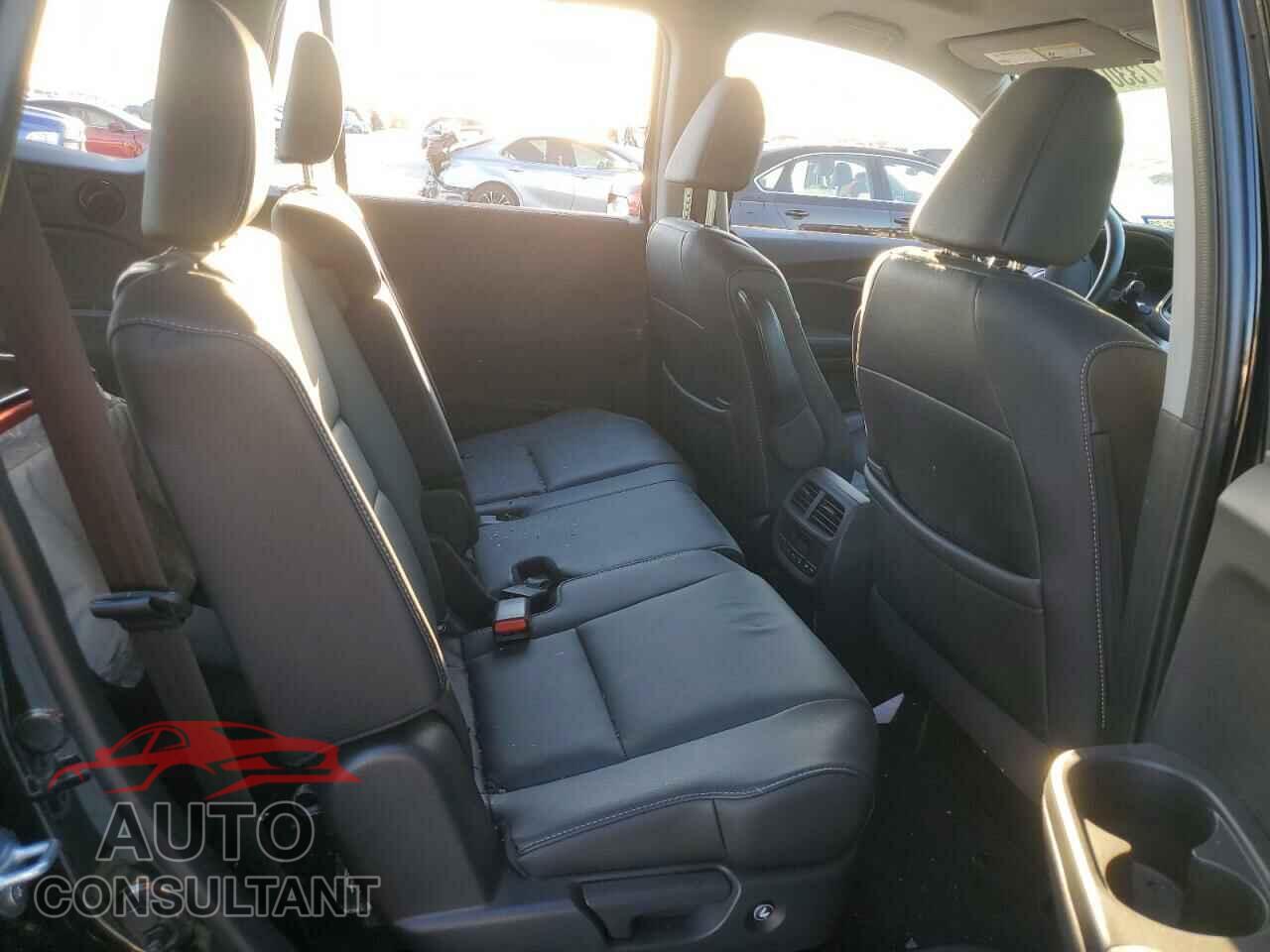 HONDA PILOT 2022 - 5FNYF5H21NB016849
