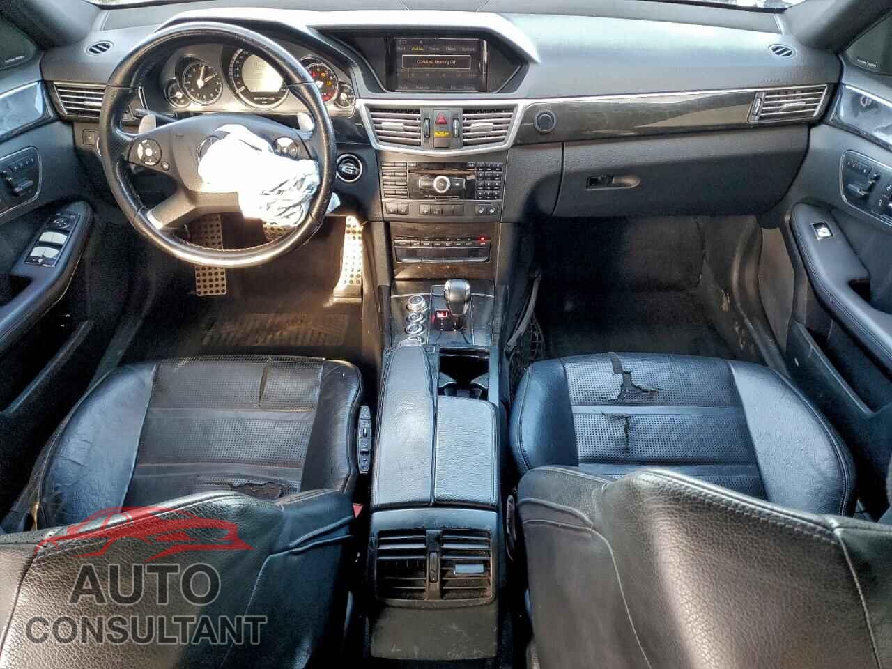 MERCEDES-BENZ E-CLASS 2010 - WDDHF7HB4AA065161