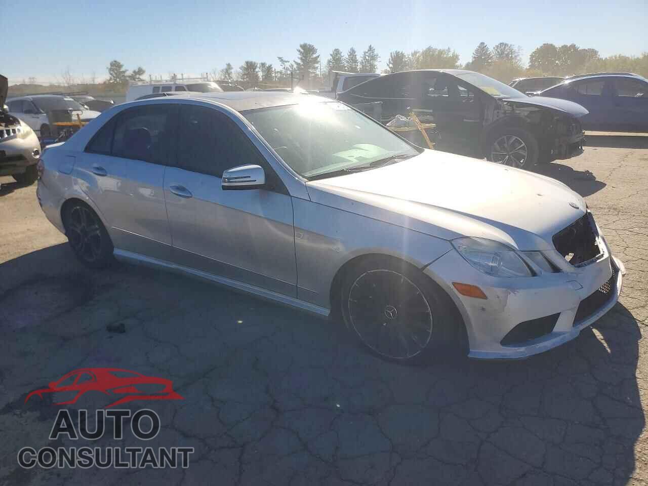 MERCEDES-BENZ E-CLASS 2011 - WDDHF8HB6BA501676