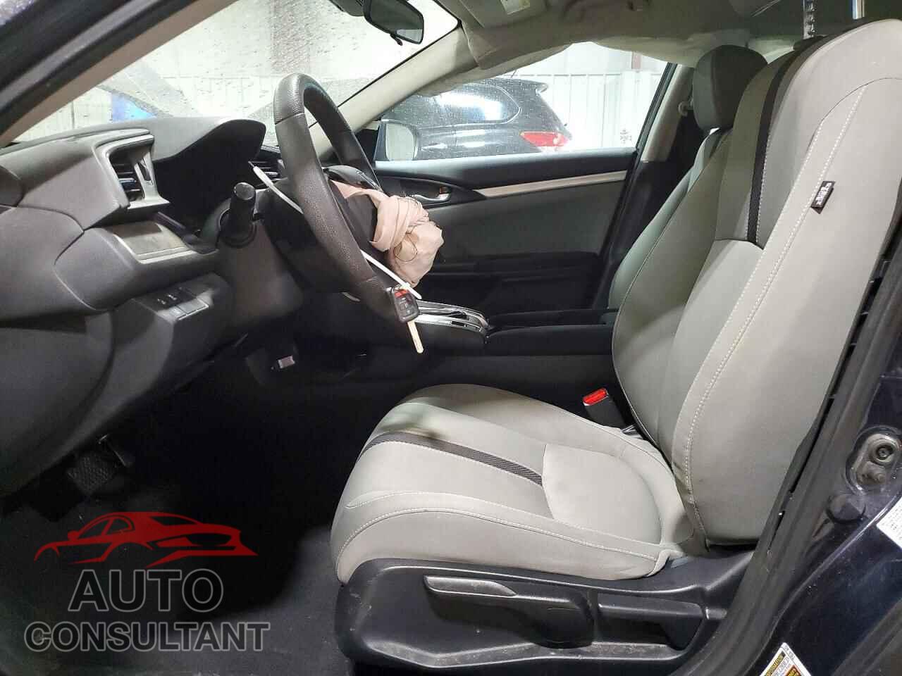 HONDA CIVIC 2019 - 2HGFC2F63KH549068