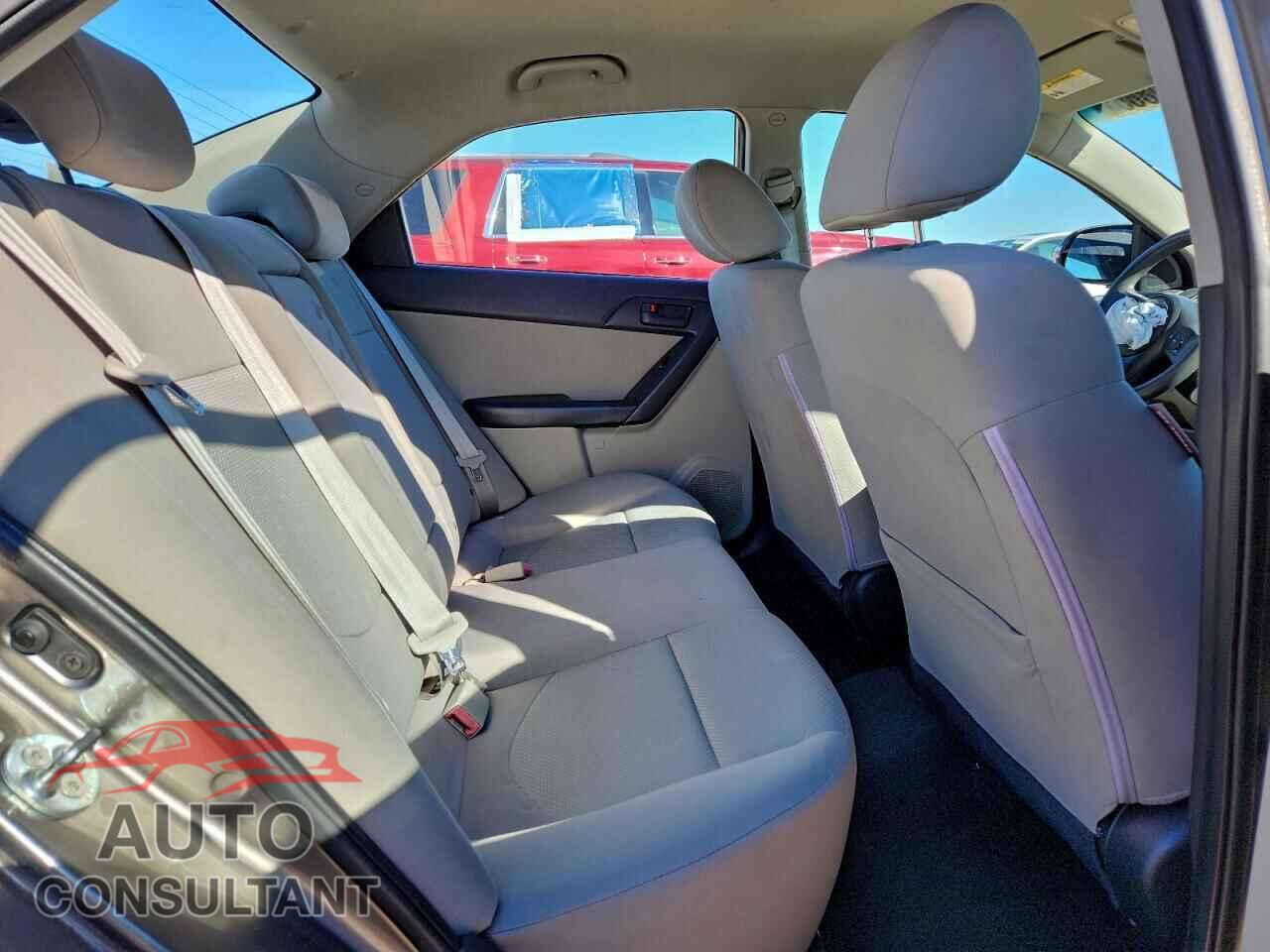KIA FORTE 2010 - KNAFU4A26A5809672