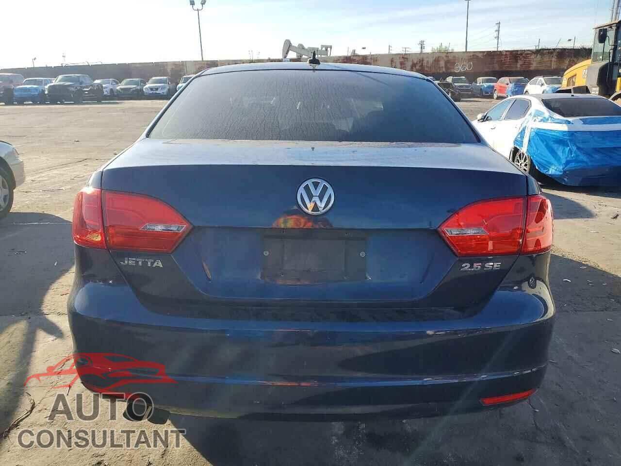 VOLKSWAGEN JETTA 2012 - 3VWDX7AJXCM386034