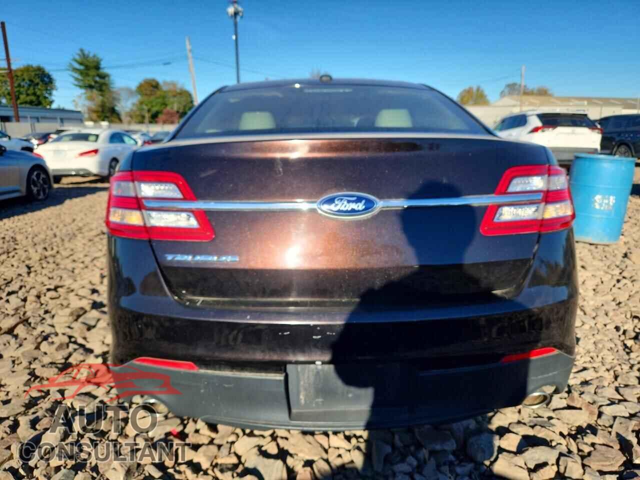 FORD TAURUS 2013 - 1FAHP2D81DG210068