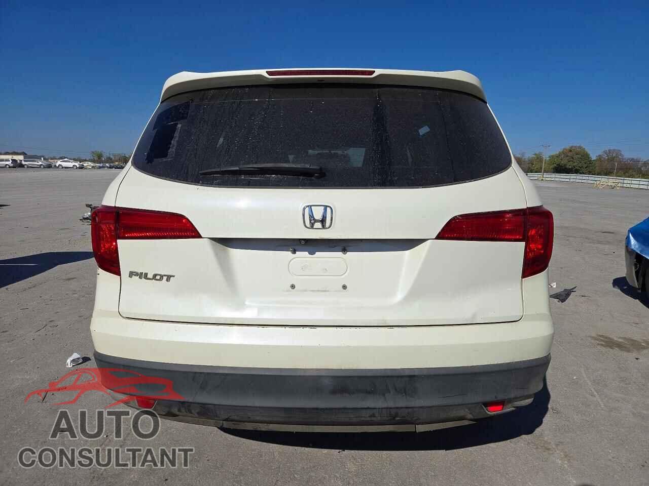 HONDA PILOT 2017 - 5FNYF5H36HB024670