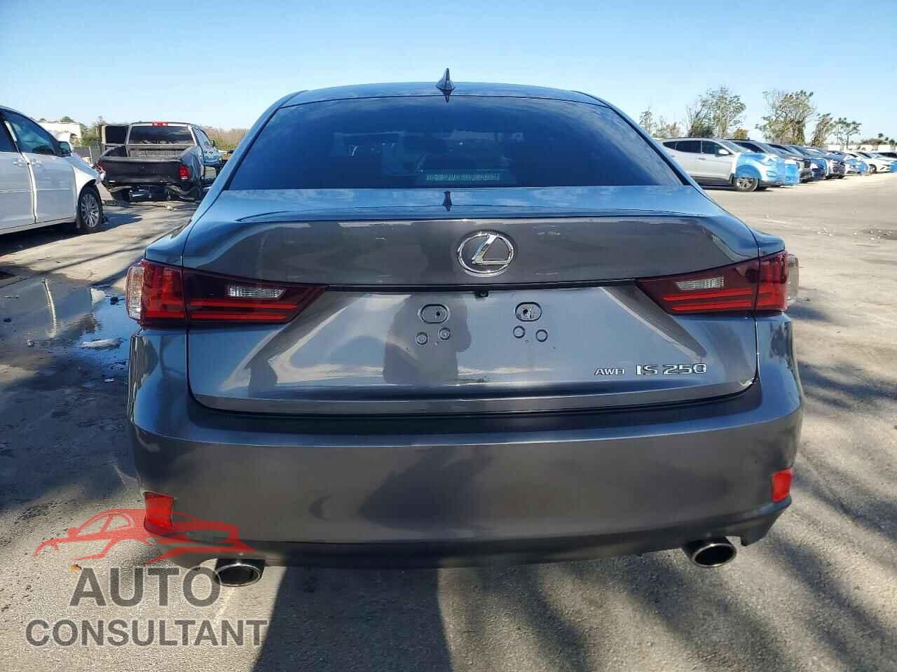 LEXUS IS 2014 - JTHCF1D23E5010415