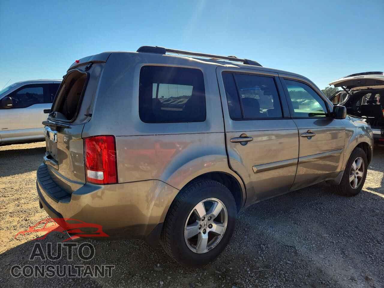HONDA PILOT 2011 - 5FNYF3H57BB001234