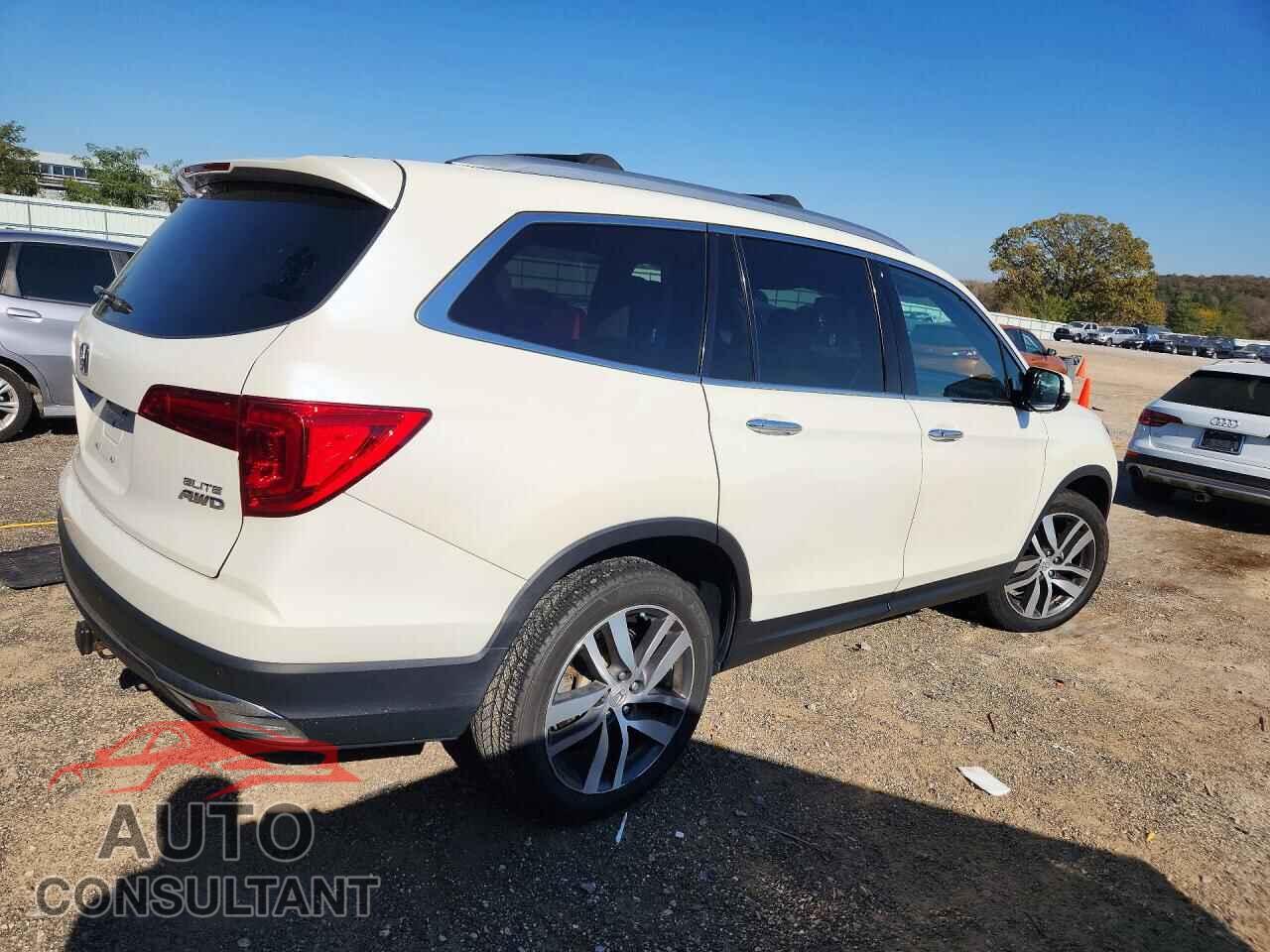 HONDA PILOT 2018 - 5FNYF6H06JB060697