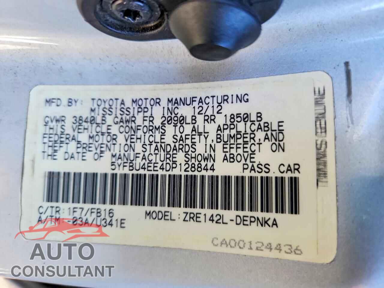 TOYOTA COROLLA 2013 - 5YFBU4EE4DP128844