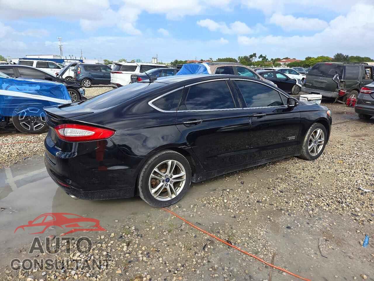 FORD FUSION 2016 - 3FA6P0SU0GR155167