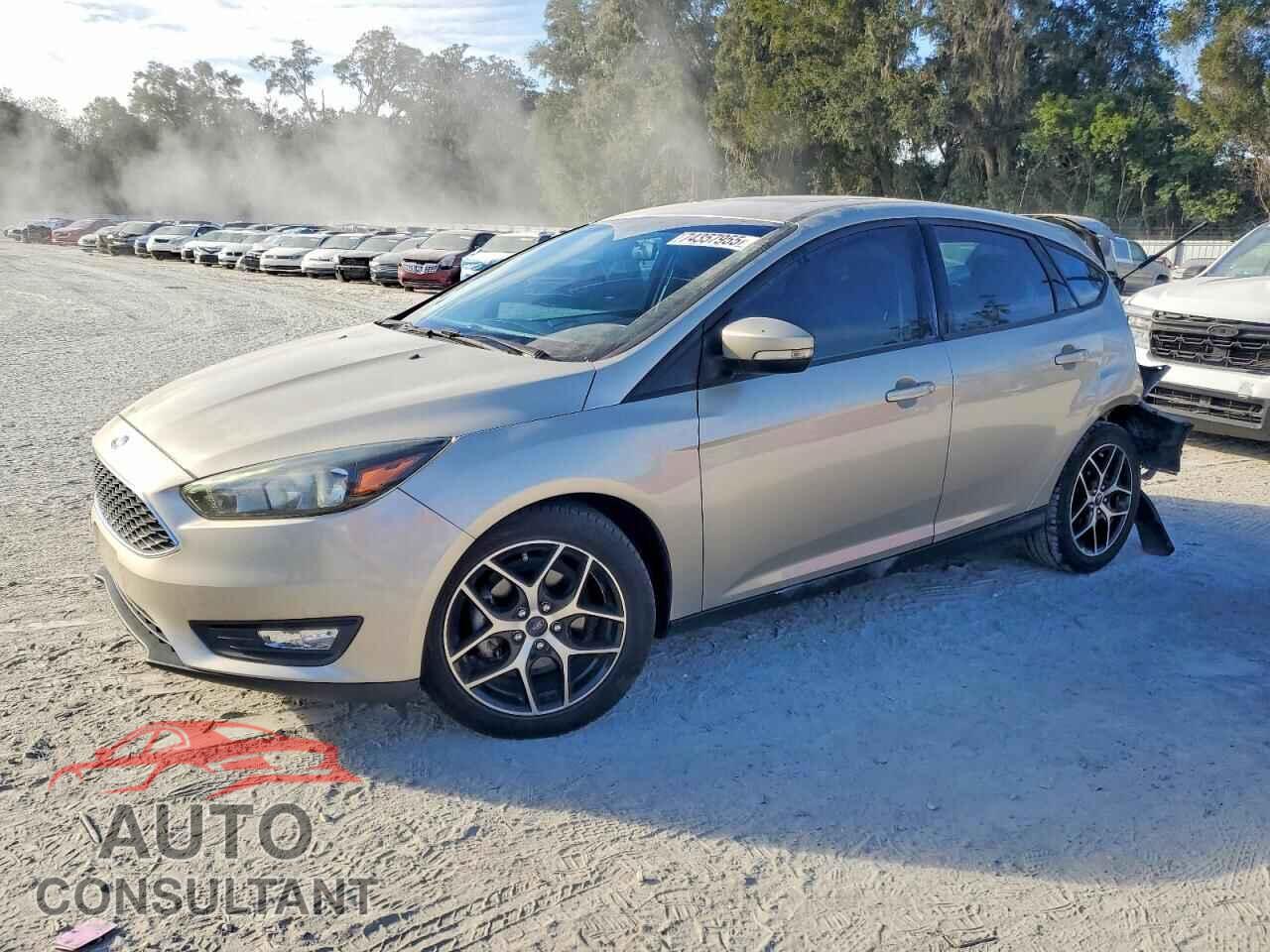 FORD FOCUS 2017 - 1FADP3M21HL262443