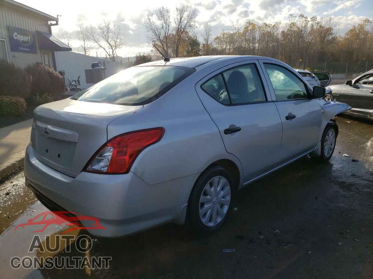 NISSAN VERSA 2019 - 3N1CN7AP3KL817023