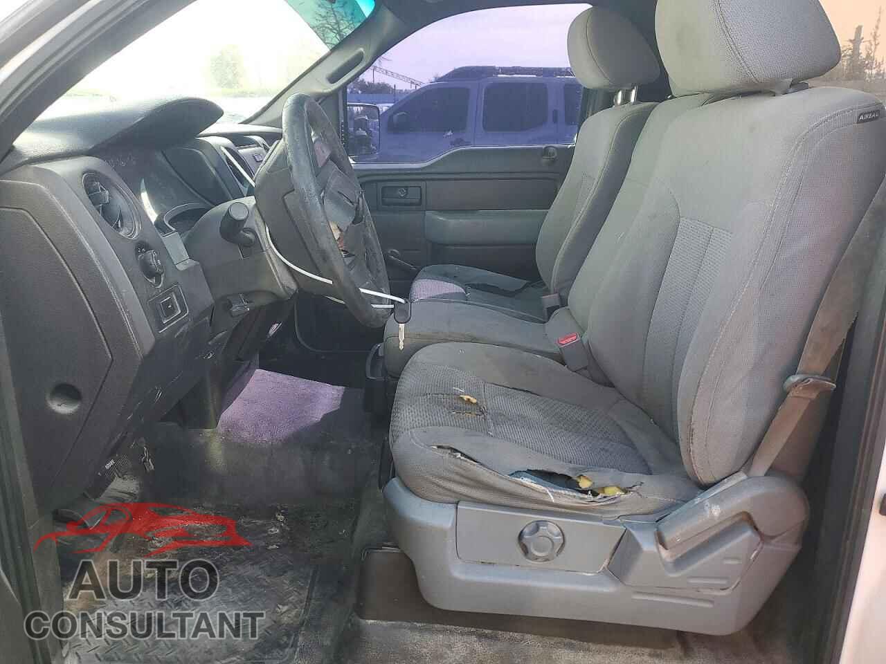 FORD F150 2011 - 1FTMF1CM0BFA96121