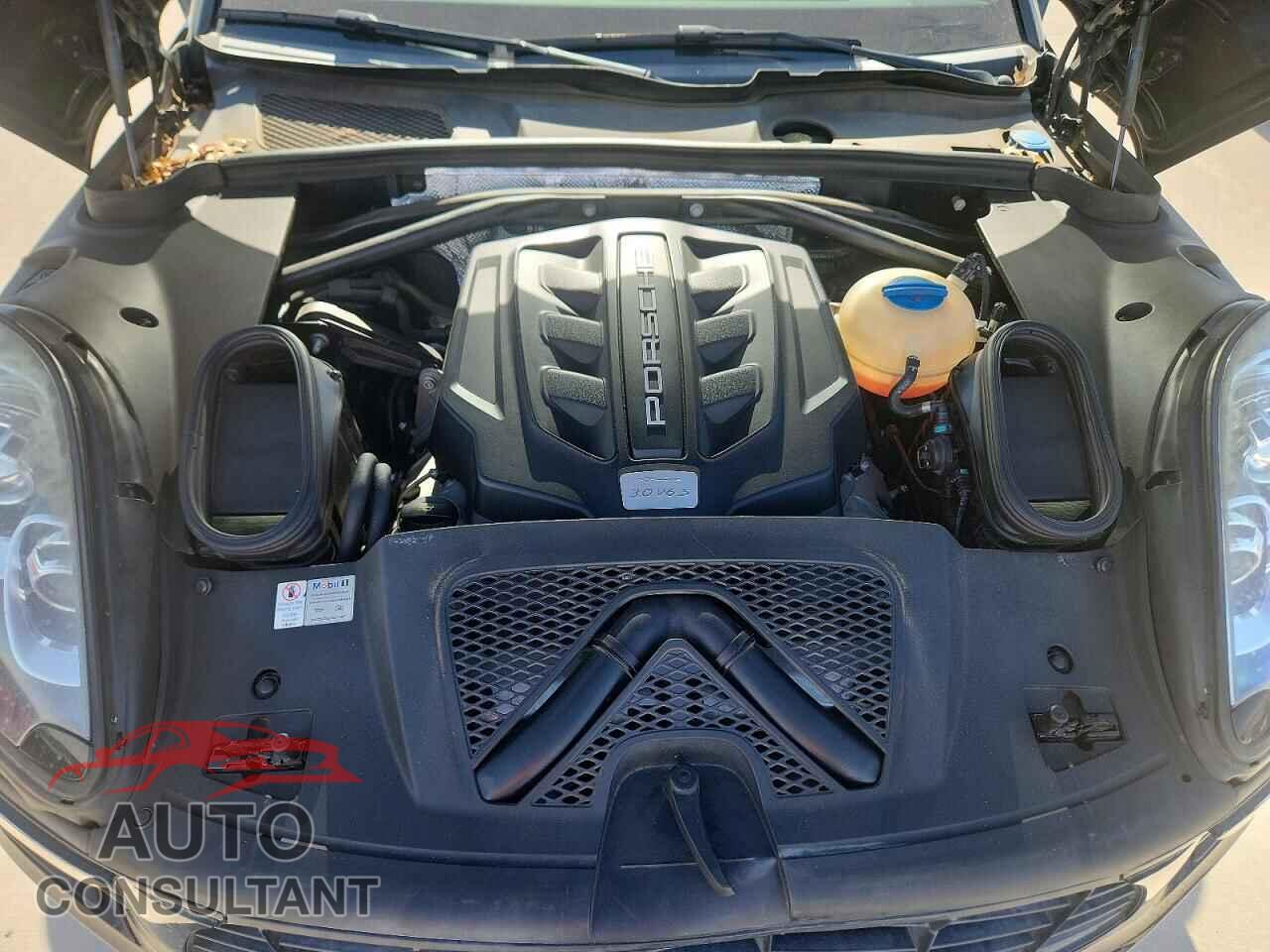 PORSCHE MACAN 2015 - WP1AB2A59FLB53213