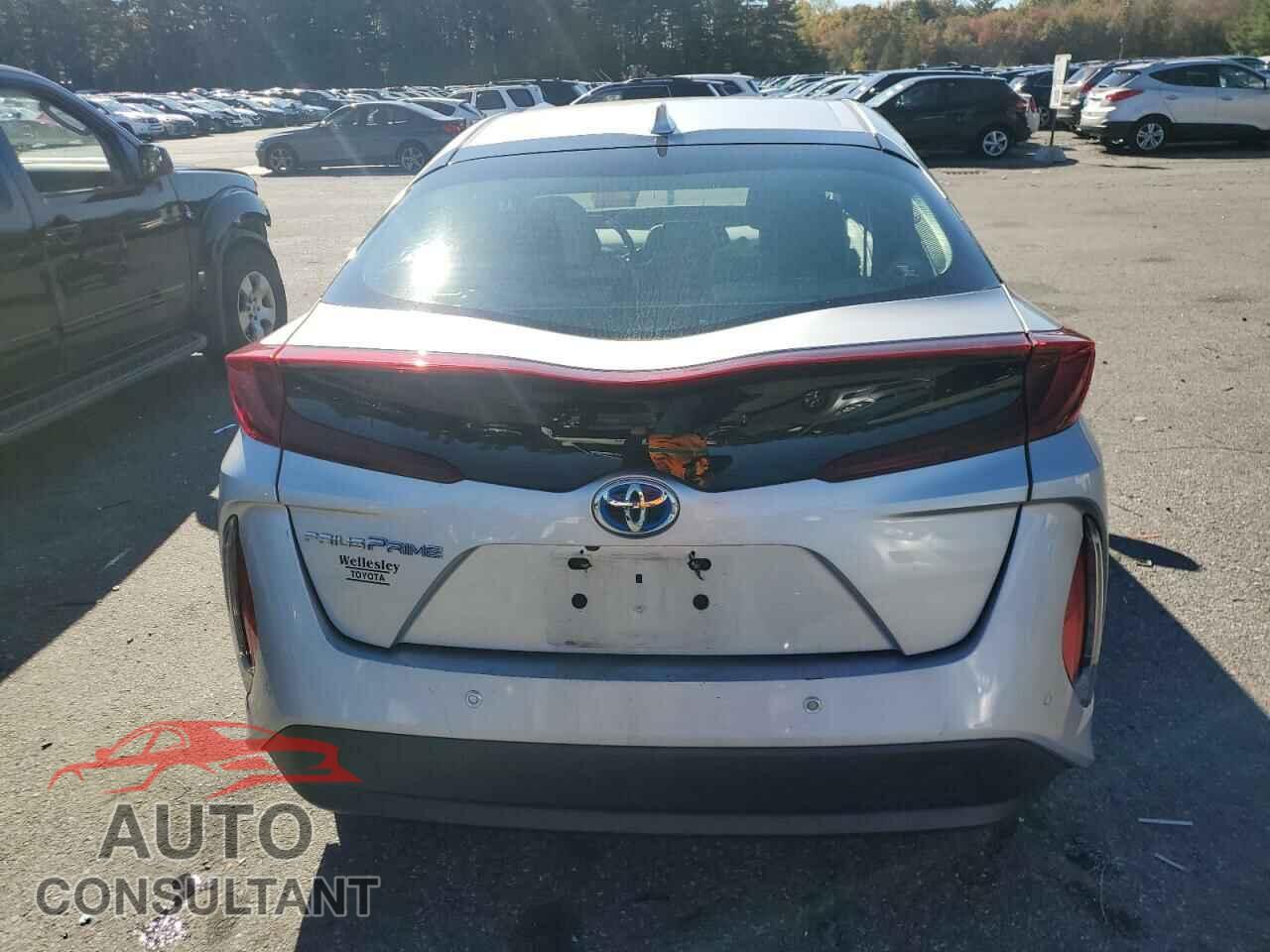 TOYOTA PRIUS 2017 - JTDKARFP2H3000462
